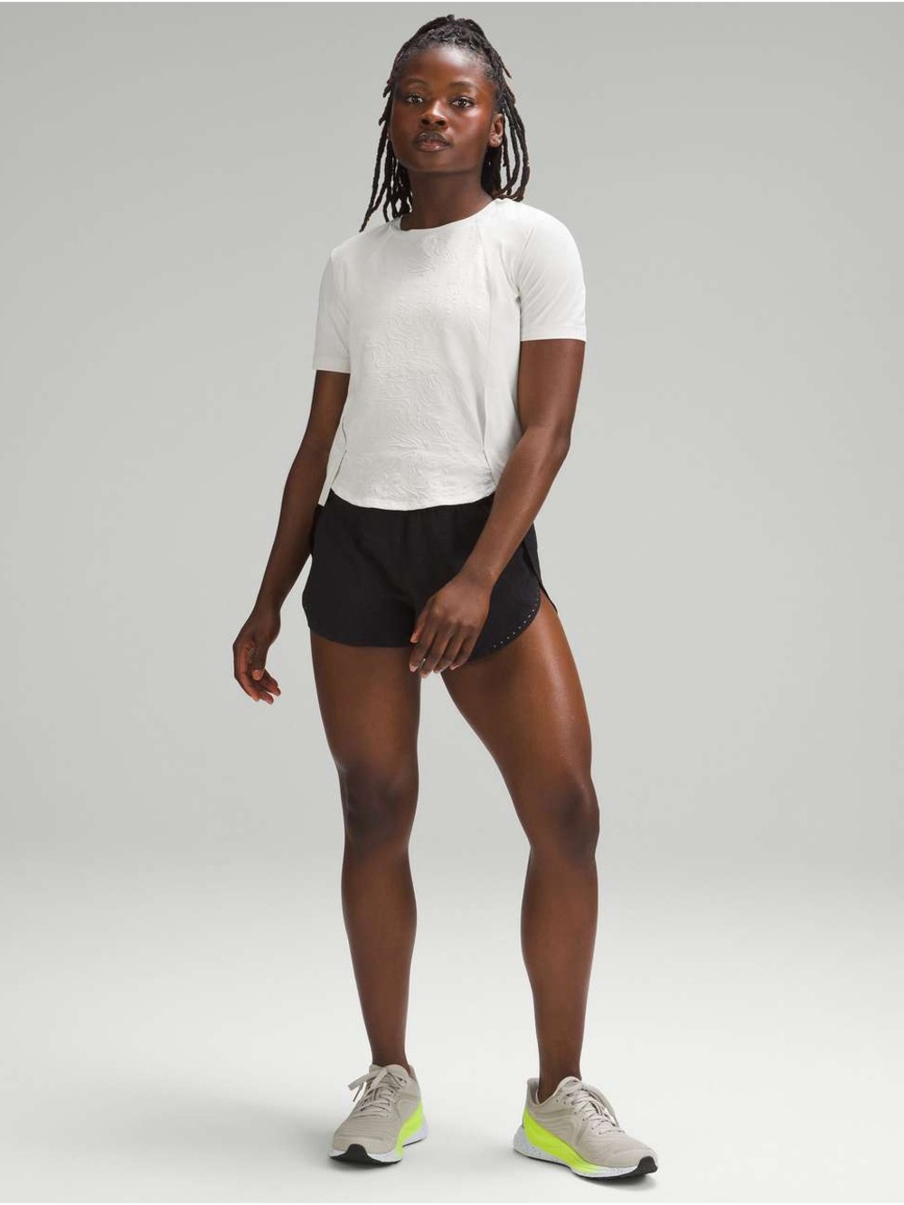 Lululemon Lightweight Stretch Running T-Shirt *Airflow in Mini Bone/Bone Size 4
